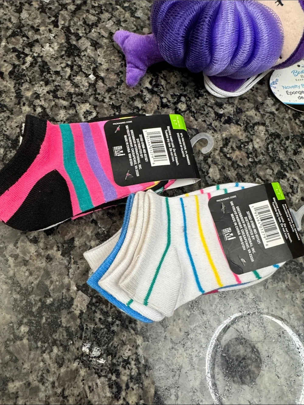 Beverly Hills Polo Club girls socks and bath sponge NWT shoe size 1-7